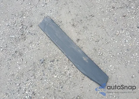 2019 Toyota Rav4 Xle z USA, uszkodzony, nr VIN JTMW1RFV6KD513554